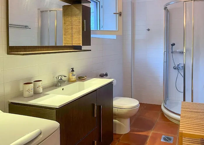 Mani Family Friendly, Mountain House