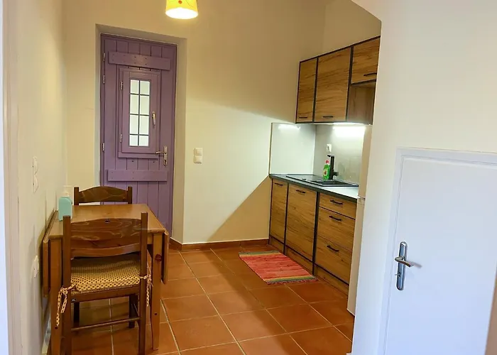 Mani Family Friendly, Mountain House Apartment